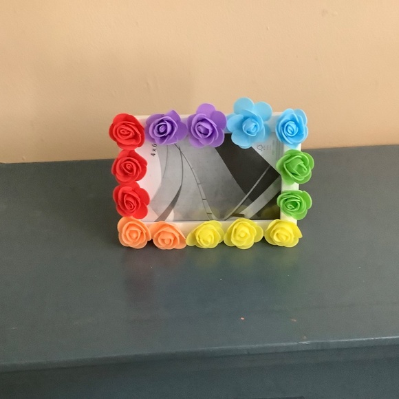 4” x 6” multi colored rainbow real touch rosebud picture frame - Picture 2 of 6